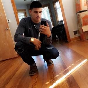 Meet your Posher, Alex